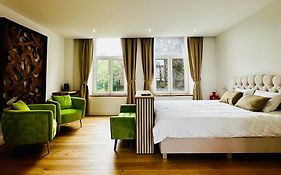 Suite De Luxe Au Chateau 105