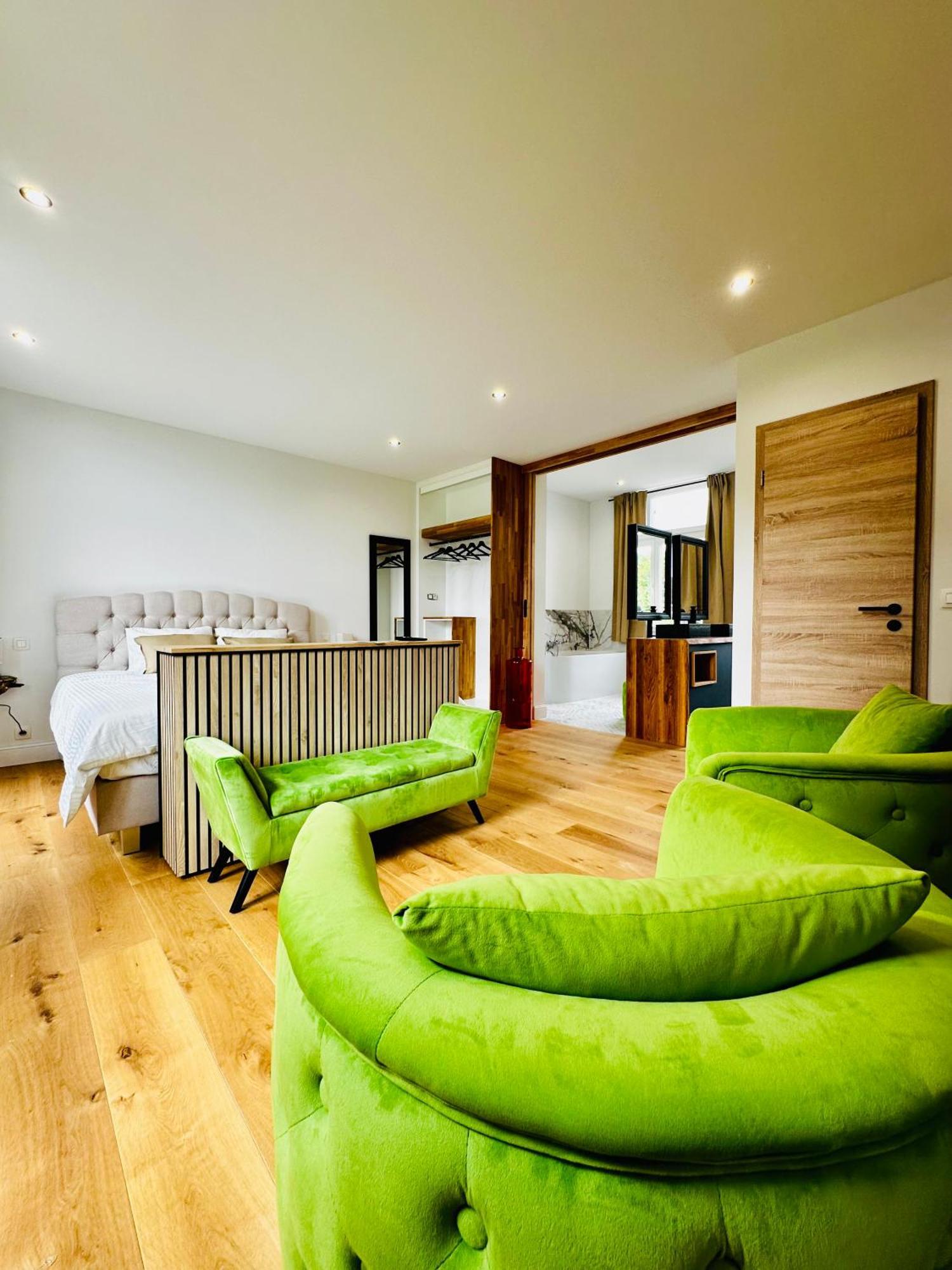 Suite De Luxe Au Chateau 105 Tinlot Buitenkant foto